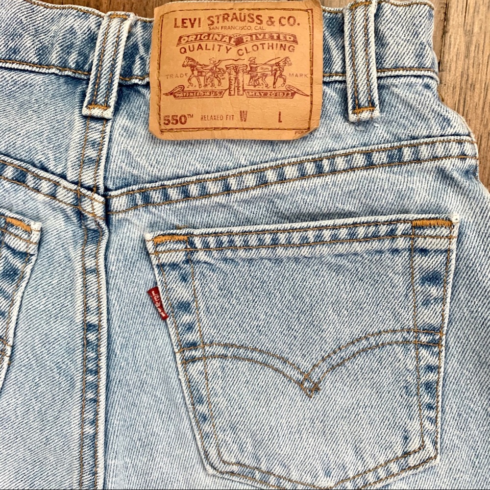 Levi’s 550 vintage high waist shorts